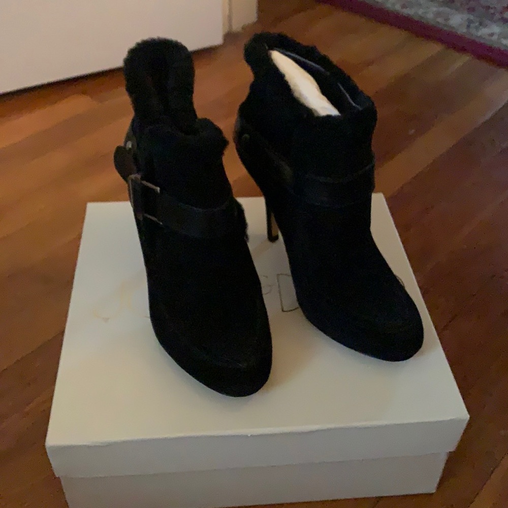 Heels - Picture 2 of 5